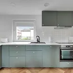 Comfy Family House By Lion