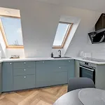 Comfy Family House By Lion דירה