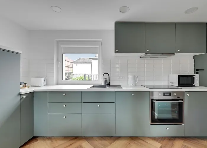 Comfy Family House By Lion